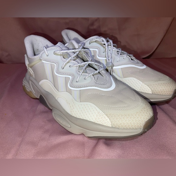 adidas Other - adidas Men’s Ozweego Sneakers